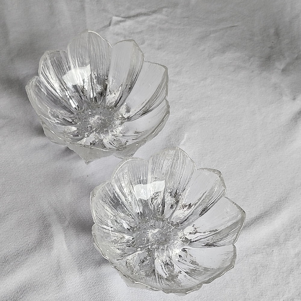 Kosta Boda Flower Bowls